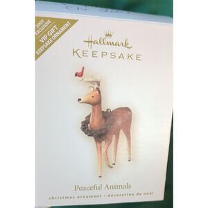 2007 Hallmark Peaceful Animals Keepsake Christmas Ornament Reindeer Deer